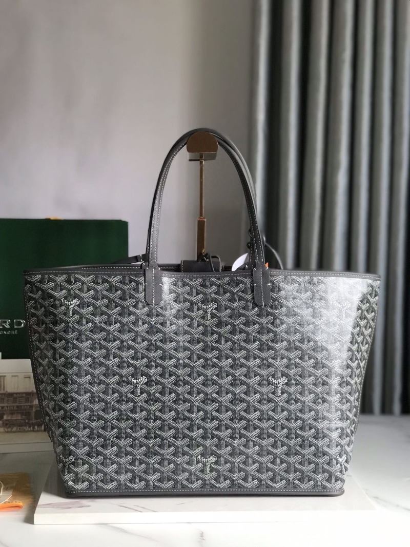 Goyard Shopping Bags